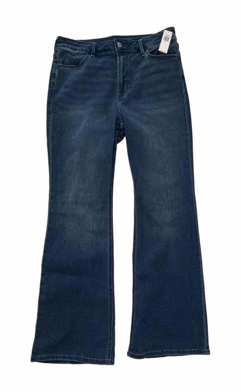 Old Navy High-Rise Wow Flare Jeans Size 8